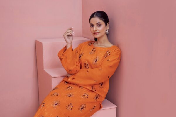 2PC LAWN EMBROIDERED SUIT BY VELLON - Image 3