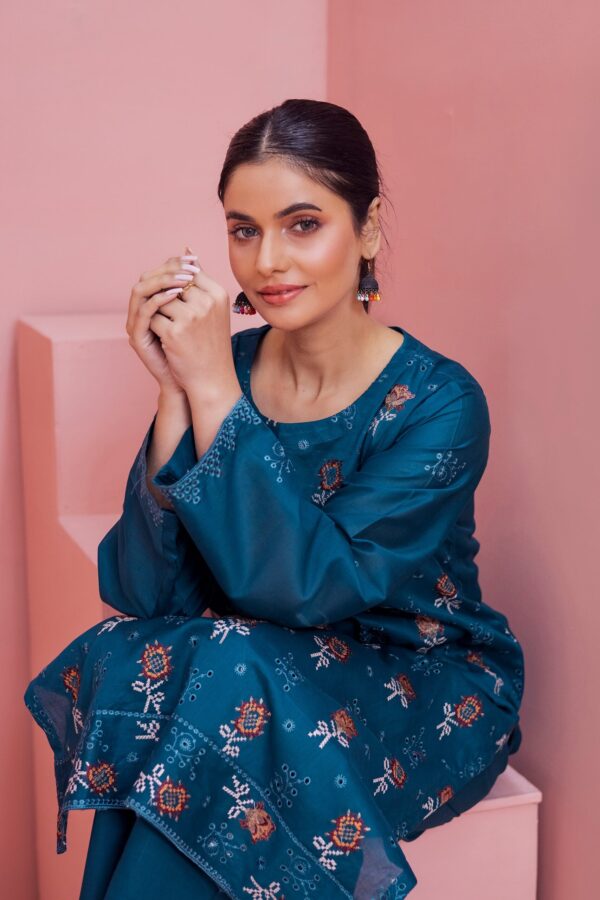 2PC LAWN EMBROIDERED SUIT BY VELLON - Image 3