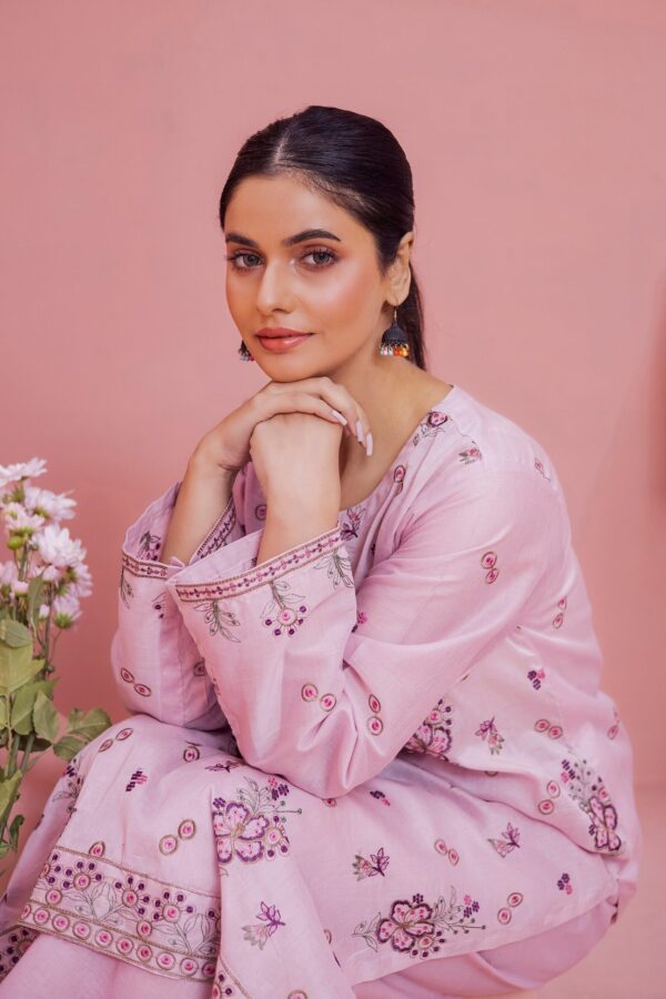 2PC LAWN EMBROIDERED SUIT BY VELLON - Image 3
