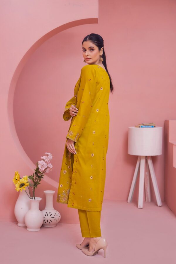 2PC LAWN EMBROIDERED SUIT BY VELLON - Image 3