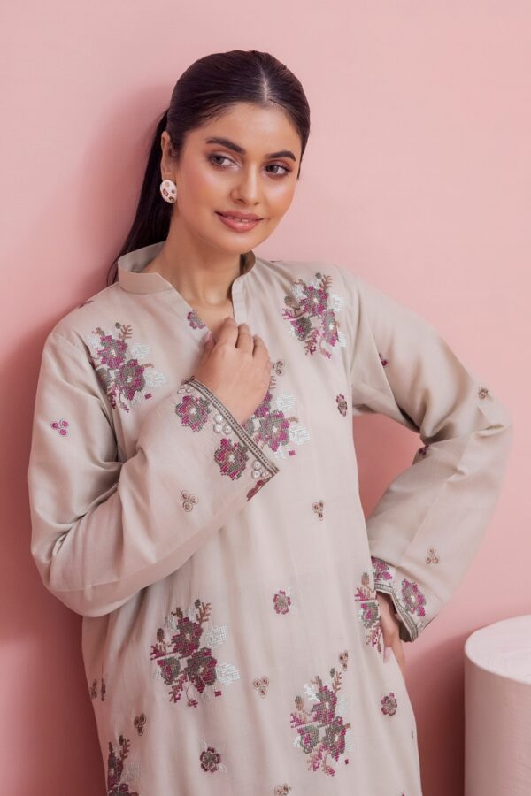 2PC LAWN EMBROIDERED SUIT BY VELLON - Image 2