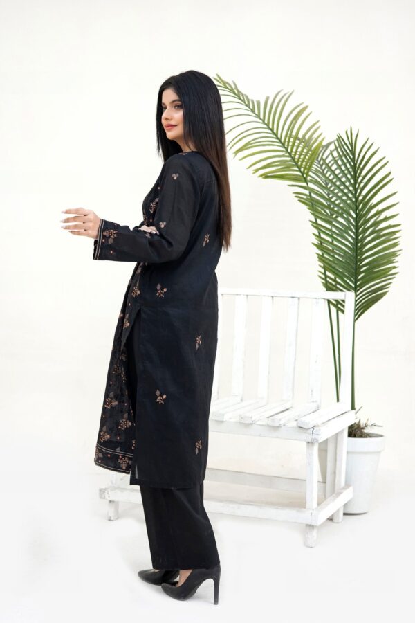 HAYAT-2PC LAWN EMBROIDERED SUIT BY Blush - Image 2