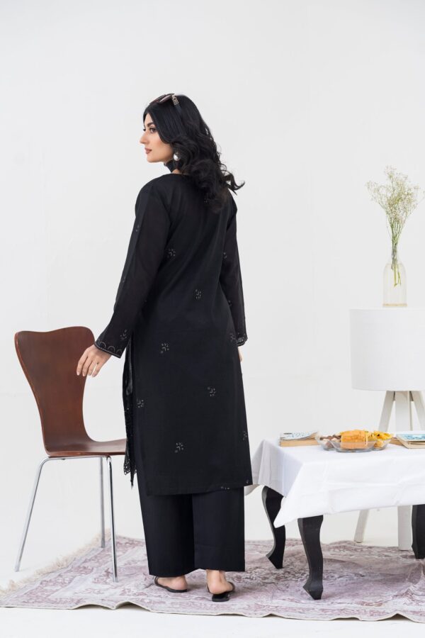 2PC LAWN EMBROIDERED SUIT BY CHICKENKARI - C-BLACK - Image 2
