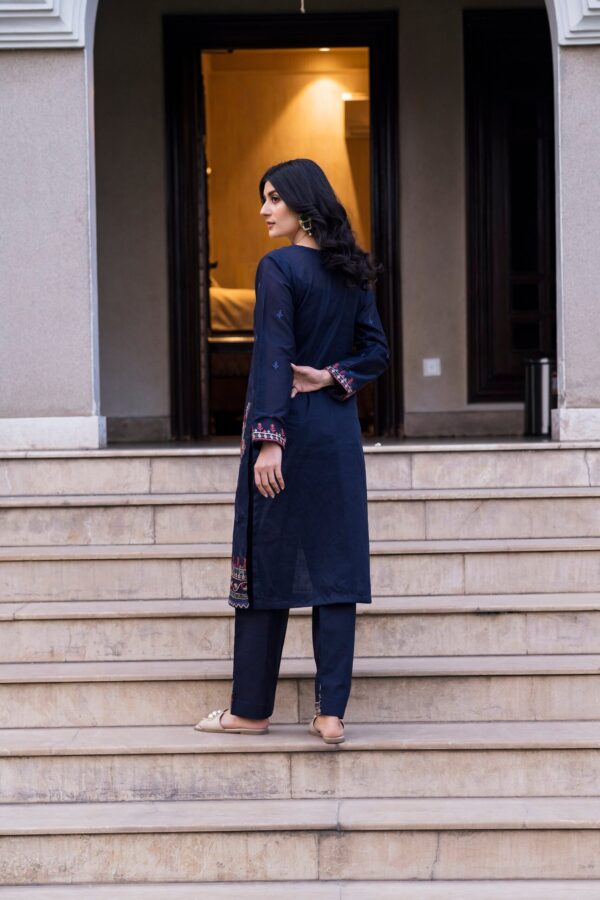 2PC LAWN EMBROIDERED SUIT BY ORNATE - N-BLUE - Image 4