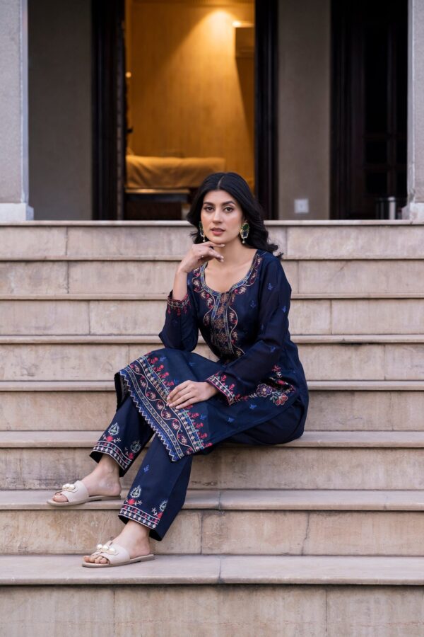 2PC LAWN EMBROIDERED SUIT BY ORNATE - N-BLUE - Image 3