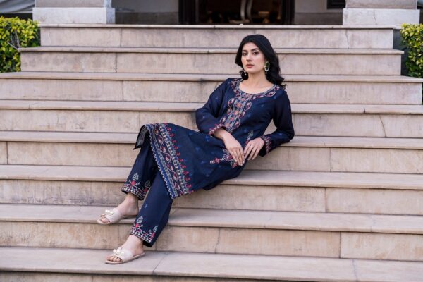 2PC LAWN EMBROIDERED SUIT BY ORNATE - N-BLUE - Image 2