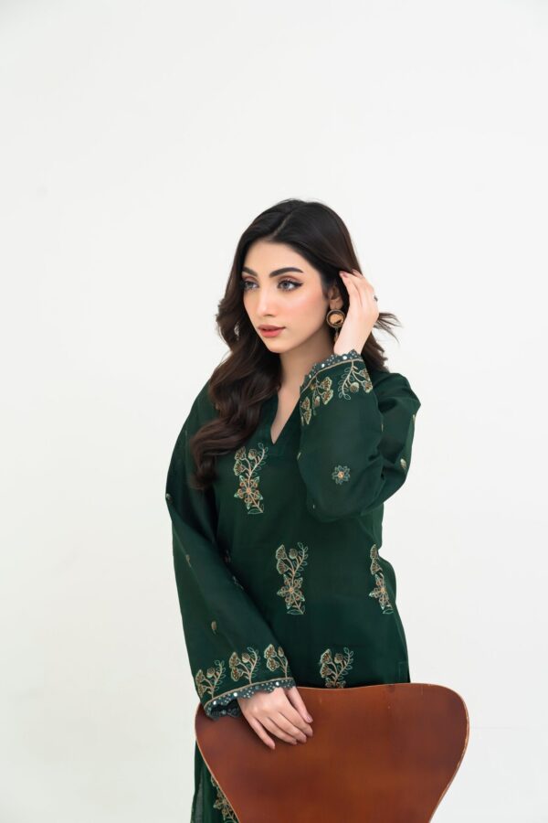 2PC JACQUARD EMBROIDERED SUIT - J-GREEN - Image 2