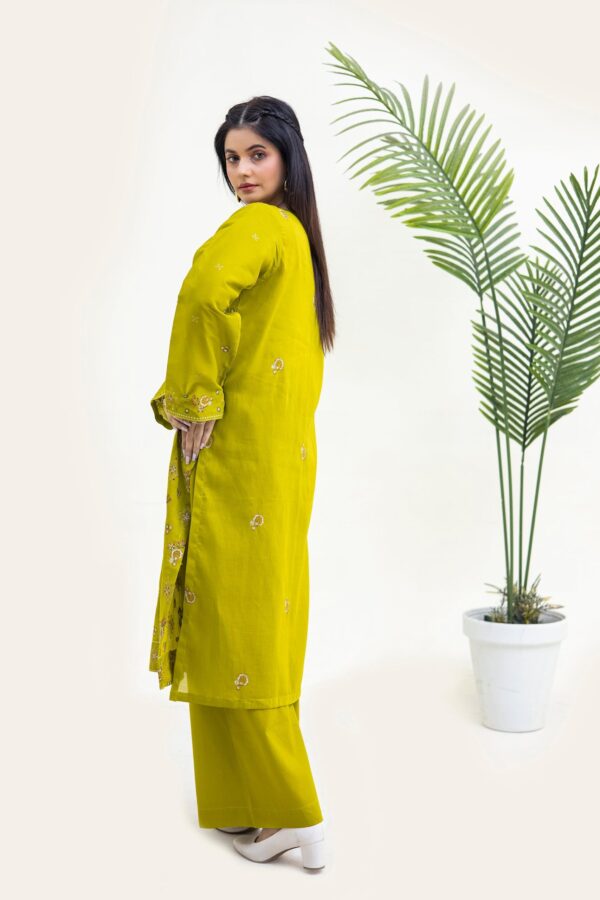JAHANBANO - 2PC LAWN EMBROIDERED SUIT BY Blush - Image 2