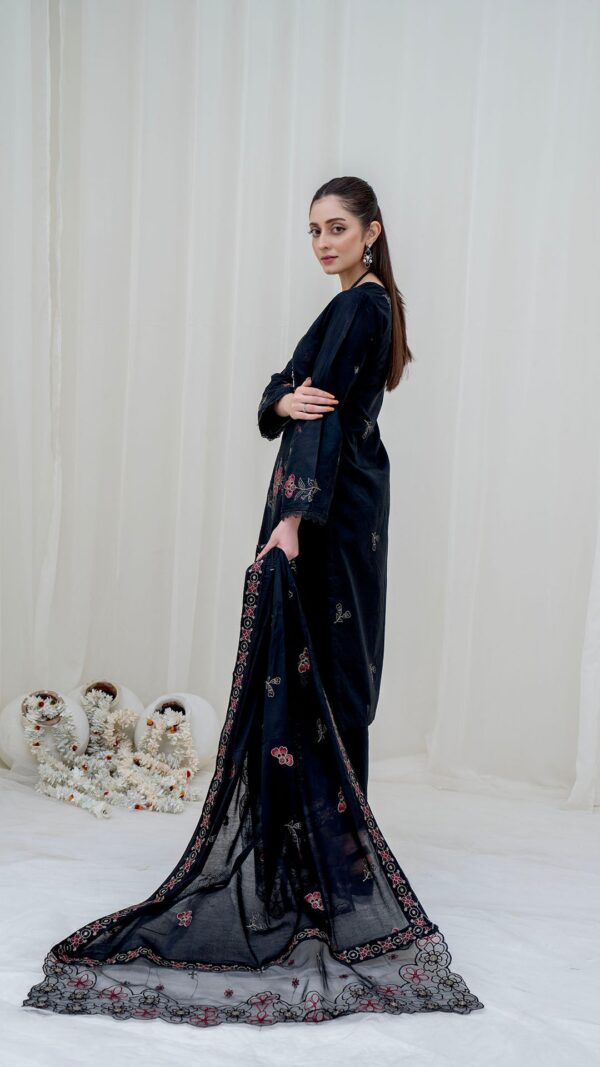 3PC LAWN EMBROIDERED SUIT WITH VOILE EMBROIDERED DUPATTA BY NAZAKAT - Image 2