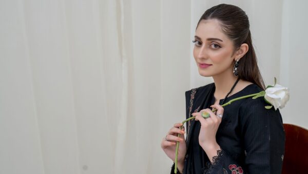 3PC LAWN EMBROIDERED SUIT WITH VOILE EMBROIDERED DUPATTA BY NAZAKAT - Image 3
