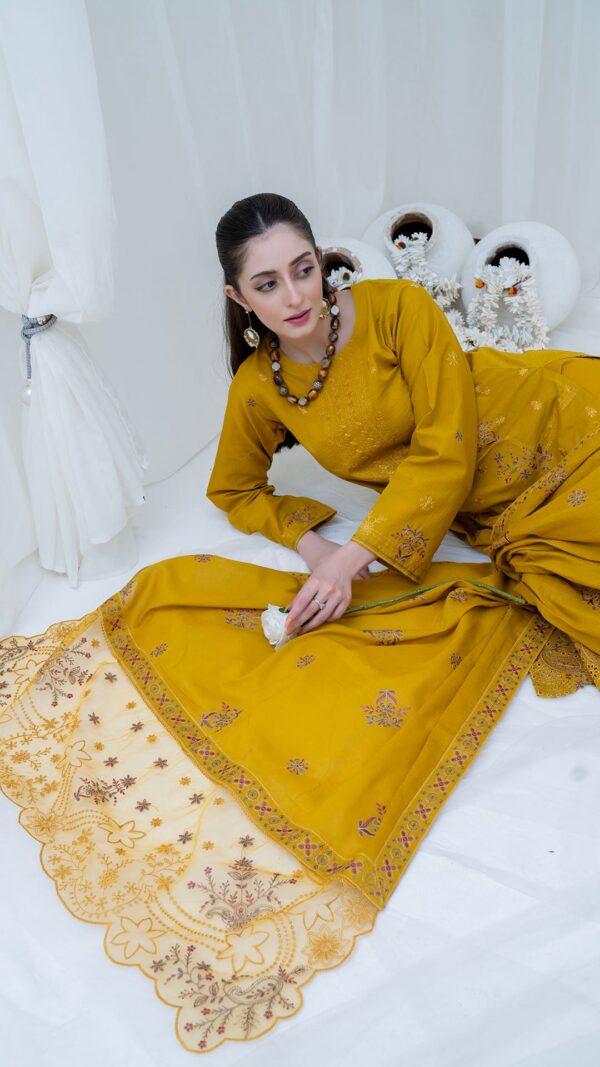 3PC LAWN EMBROIDERED SUIT WITH VOILE EMBROIDERED DUPATTA BY NAZAKAT - Image 3